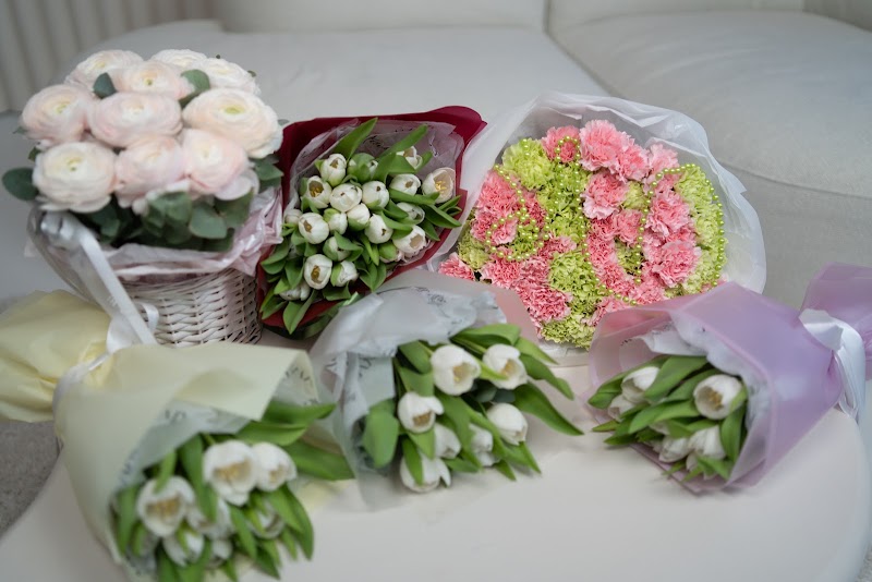 Kwiaciarnia Be My Flower — Dostawa kwiatów , Bukiety ślubne | Zamów kwiaty online Wrocław Sikorskiego